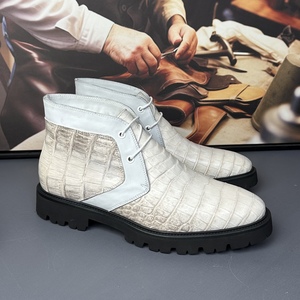 <span class=keywords><strong>Stivali</strong></span> di Lusso da <span class=keywords><strong>Uomo</strong></span> in Pelle di Coccodrillo 100% Himalayana, Stivaletti Artigianali con Suola Spessa Bianca - Product Image 5