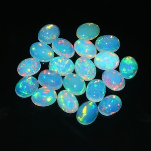 Opale de feu d'Éthiopie Welo 100% naturelle, cabochon, opale multicolore, pierre précieuse 7x9 mm, taille brillant, qualité supérieure, troisième qualité, pierres précieuses non montées - Product Image 2
