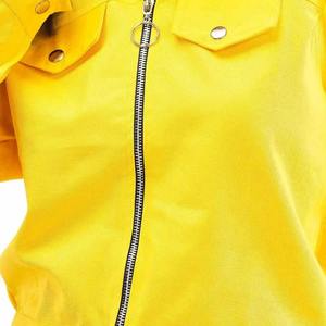 Nuevo Conjunto Deportivo de 2 Piezas con Logotipo Personalizado, Top Corto con Hombros Caídos, Sudadera con Capucha y Pantalones Deportivos para Mujer - Product Image 4