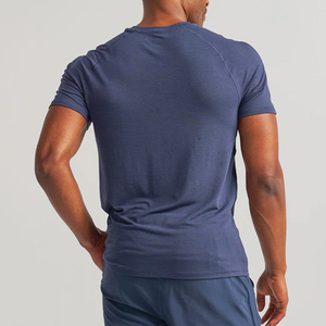 T-shirt à manches courtes unisexe imprimé sur mesure 100% coton tissu doux respirant avec logo personnalisé pour hommes et femmes - Product Image 3