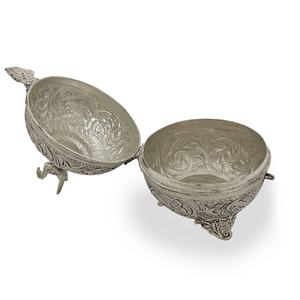 Nouveauté Bol en argent plaqué vintage fait à la main avec motif de paon Dibbi (boîte) pour la décoration de la maison et les cadeaux de mariage - Product Image 4