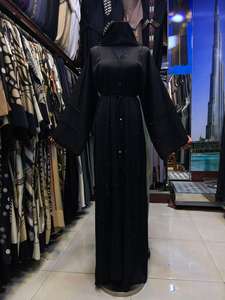 Magnifique Abaya Traditionnelle Noire de Dubaï 2024 pour Femmes – Tenue Islamique de l'Arabie Saoudite, Vêtements Musulmans du Golfe - Product Image 2