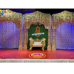 Escenario Dorado Temático Abierto para Bodas Fijianas, Decoración de Mandap Real para Bodas, Mandap Abierto Dorado para Decoración de Eventos en Georgia - Product Image 1
