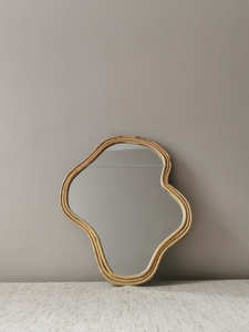 Espejo de Pared con Marco de Madera KALATRI con Borde Pulido para Uso Doméstico - Product Image 4