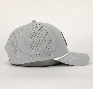 Gorras de golf grises, gorra Snapback impermeable de poliéster, gorra de cuerda con logotipo de PVC para hombre, gorra de béisbol cortada con láser de fábrica de Vietnam - Product Image 3