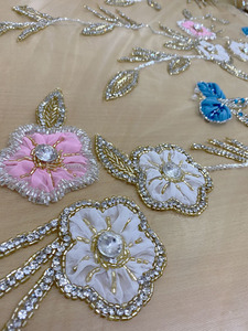 Vải Ren Đính Kim Sa Nặng 3d Đám Cưới Sang Trọng Mới Nhất 2023 Vải Dubai Màu Hồng Với Miếng Đính Nhà Sản Xuất Vải Thiết Kế - Product Image 2