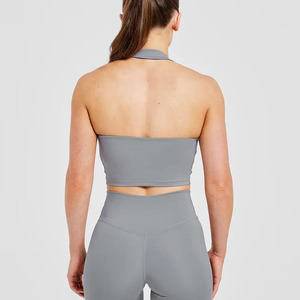 Vente en gros de crop top Halternack gris personnalisé pour femmes, extensible et beurré, doux et léger, t-shirts d'entraînement de fitness pour femmes - Product Image 2