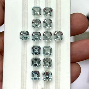 Piedras preciosas de Aguamarina con lupa de saturación de color medio Clean Ascher Cut Piedras preciosas de Aguamarina - Product Image 1