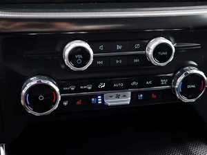 Voiture de luxe 2024-2025, essence turbo 2,5-3,0L, sièges électriques, conduite à gauche, caméra arrière 360°, toit ouvrant panoramique, fabrication allemande - Product Image 5