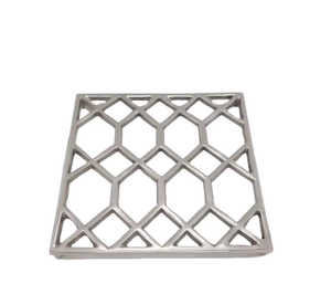High Quality Metal <b>Trivets</b> or Coasters for Holding Hot & Cold Utensils With Highly Attractive Craftsmanship Design Hot Arrival - Product Image 4
