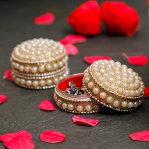 Venta al por mayor Pearl Sindoor Box, Indian Wedding Favor, Haldi Mehendi Gift Box, Party Favor, Festival Gift Box, Regalo de dama de honor - Product Image 3