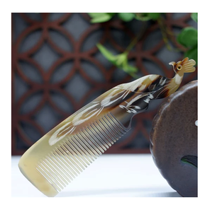 Peine de cuerno de búfalo personalizado buen pulido tamaño personalizado peine de cuerno producto hecho a mano - Product Image 6