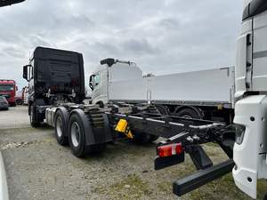 รถหัวลากเมอร์เซเดส-เบนซ์ อโรคส์ 2653 6x4 ปี 2024 - Product Image 3