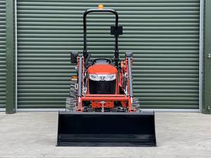 Livraison gratuite Tracteur agricole compact 4x4 25 CV + chargeur frontal TFL28, moteur diesel 3 cylindres, capacité de levage 739 kg, transmission 9F+3R - Product Image 1