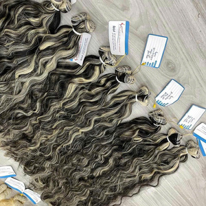 Extensiones de cabello vietnamita crudo de pelo de trama doble 100% de alta calidad color piano ondulado natural - Product Image 6