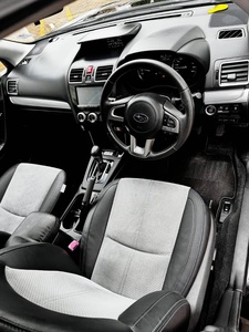 Subaru Forester 2017 d'occasion, édition limitée, conduite à droite - Product Image 2