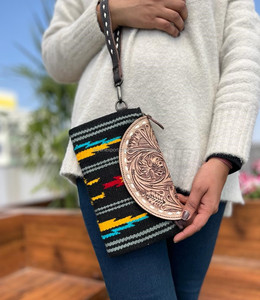 Nuevo estilo occidental mano Tooled cuero sillín manta muñequera embrague alta calidad cosido a mano monedero multiuso mujeres carteras - Product Image 2