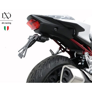 Portaplacas Hornet 750 025> (U65A) - v3 - Product Image 1