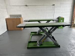 Listo para enviar a todo el mundo: Nuevo elevador de tijera para coches con equipo de estacionamiento adicional en venta - Product Image 5