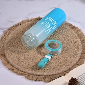 Botella de Agua de Vidrio Azul Cielo Premium Hello Master con Impresión de Letras - Regalo Ideal para Viajes - Product Image 1