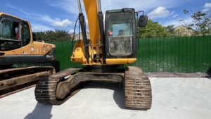 Excavadora Hidráulica Usada JCB JS220LC de 22 Toneladas con Orugas Largas y Motor EcoMAX - Product Image 3