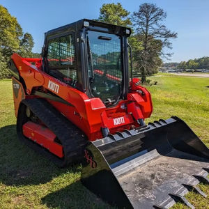 Chargeuse compacte KIOTI 74 CV en excellent état, 3 tonnes, type Kubota SVL75, avec godet, cabine fermée, prix bas, moteur principal, pompe - Product Image 1