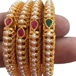 Bracelet de perles indien de bonne qualité, boucles d'oreilles faites à la main, plaqué or micro pour femmes africaines européennes, vêtements de fête - Product Image 1