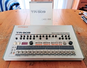 Los Más Vendidos, Máquinas de Ritmos Ro-land TR-909 de Alta Calidad - Product Image 1