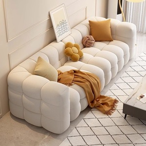 Canapé trois places en tissu style rétro moderne français, design crème bonbon, durable et écologique, pour salon de villa - Product Image 3