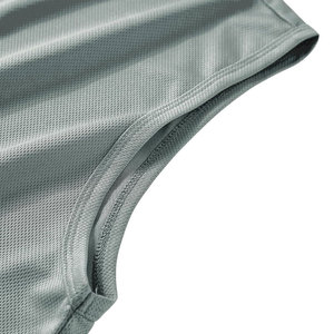 Débardeur en coton pour hommes OEM chemise de sport sans manches et respirante pour l'été avec logo personnalisé options pour l'image de marque streetwear - Product Image 2