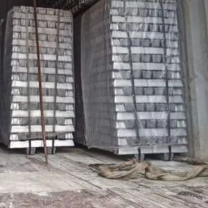 Precio de fábrica Lingote de aleación de aluminio ADC12 99,7 A7 Grado superior - Product Image 3