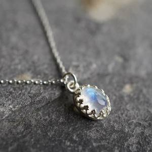 Delicado Collar con Colgante de Piedra Lunar Arcoíris, Plata de Ley, Chapado en Oro, Joyería con Piedras Preciosas, Elegante Accesorio de Regalo para Mujer - Product Image 5