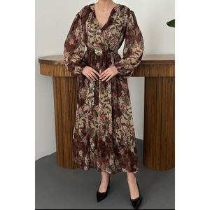 Vestido Marrón Brillante con Cinturón - Marrón - Product Image 5
