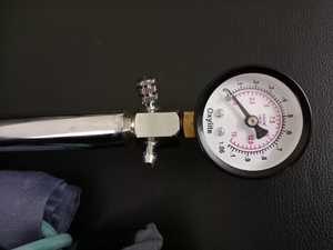 Système de garrot manuel pneumatique Pompe de garrot pneumatique Machine de garrot numérique manuelle pour la restriction du débit sanguin - Product Image 4