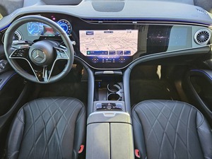 รถยนต์ EQS SUV EQS 580 4MATIC 4 ประตู ขับเคลื่อนสี่ล้อ สภาพดี ใช้งานน้อย - Product Image 3