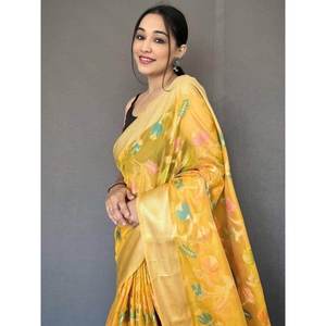 Elegante Sari de Seda Organza Amarillo con Blusa para Bodas - Product Image 5