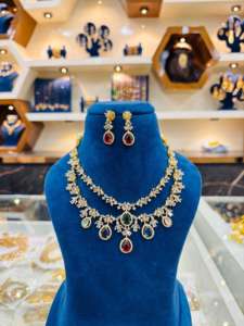 Conjunto de collar de diamantes de circón de doble capa de diseñador con pendientes conjunto de collar con acabado dorado CZ diamante para boda para mujer - Product Image 6