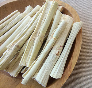 Dried Sugarcane Molar Sticks - Product Image 6