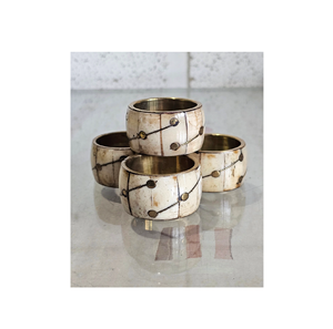 Rond de serviette en os sculpté disponible dans d'autres couleurs vaisselle anneaux de serviette de table en incrustation d'os Offre Spéciale - Product Image 1