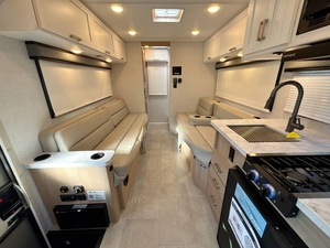 Vendedor Verificado de T-h-o-r F-r-e-e-d-o-m E-l-i-t-e 19HXC Usado del 2026, Listo para Viajar - Product Image 6