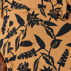 Pantalones cortos deportivos de baloncesto de diseño personalizado para hombre, pantalones cortos de compresión para correr de entrenamiento de doble capa, logotipo informal con bolsillo de malla sólida - Product Image 3