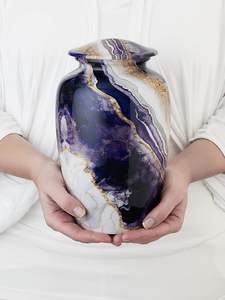 Urnes funéraires en métal au design étonnant Conception personnalisée Fournitures funéraires de style multicolore Urnes humaines pour adultes en gros - Product Image 6