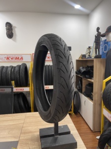 Pneu de scooter sans chambre à air en caoutchouc de qualité supérieure K306, 16 pouces, 17 pouces, longue durée de vie, utilisation en ville - Product Image 5