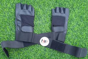 Guantes de fitness de medio dedo para hombres y mujeres Protección de muñeca antideslizante duradera Prevención de callos de Spandex para deportes de cuero con peso - Product Image 5