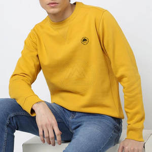 OEM Sweatshirts d'hiver de haute qualité pour hommes Dernier design Col à capuche Motif solide Technique de teint uni Vente en gros disponible - Product Image 1
