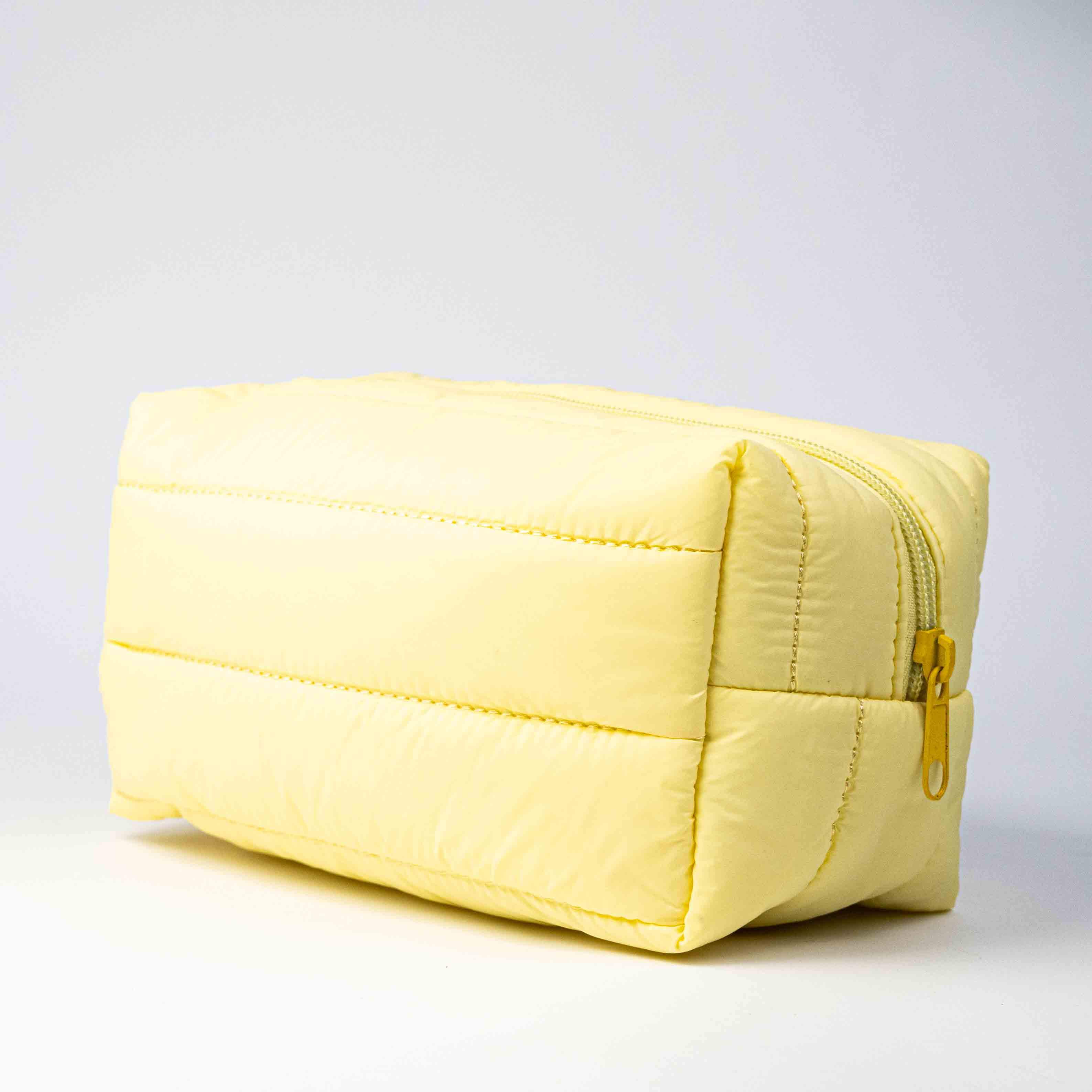 เหลืองอ่อน