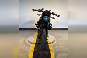 ขายมอเตอร์ไซค์ทัวร์ริ่ง Indian Motorcycle รุ่น FTR 1200 THUNDER BLACK SMOKE, 49ST Base ปี 2026 พร้อมใช้งาน - Product Image 4