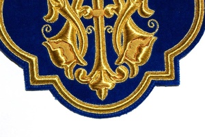 Exclusif-Emblème marial brodé à la main église liturgique pour vêtement-broderie fine fil métallique - Product Image 3