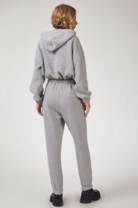 Conjunto de chándal de 2 piezas con logotipo personalizado de alta calidad 2023 al por mayor, conjunto de chándal de entrenamiento personalizado para correr para mujer, conjunto de 2 piezas - Product Image 3