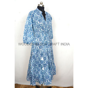 Robe de soirée midi d'été écologique en coton 100% tissé, à imprimé floral moderne, taille naturelle, coupe évasée - Product Image 6